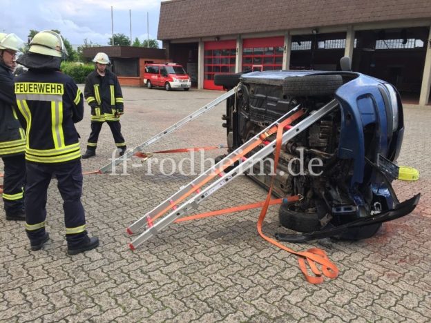 Umgekipptes Fahrzeug stabilisieren